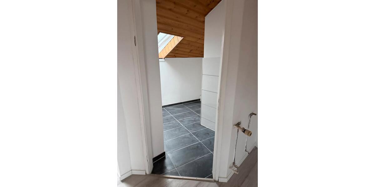 Mehrfamilienhaus, Wohnhaus Hagen Hagen-Nord - 3 Zimmer, 82 m&sup2;, 115.000&euro; | Angebot:24786975