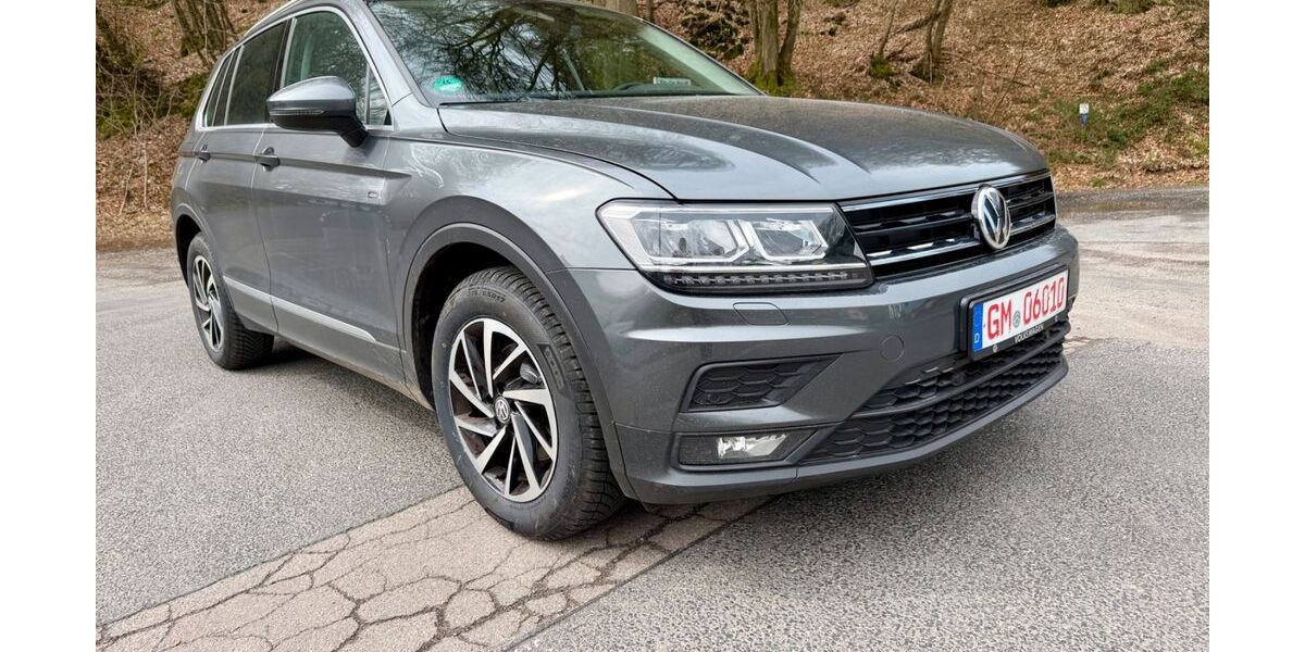 VW Tiguan 102.000 km 18.999 &euro; Engelskirchen 51766