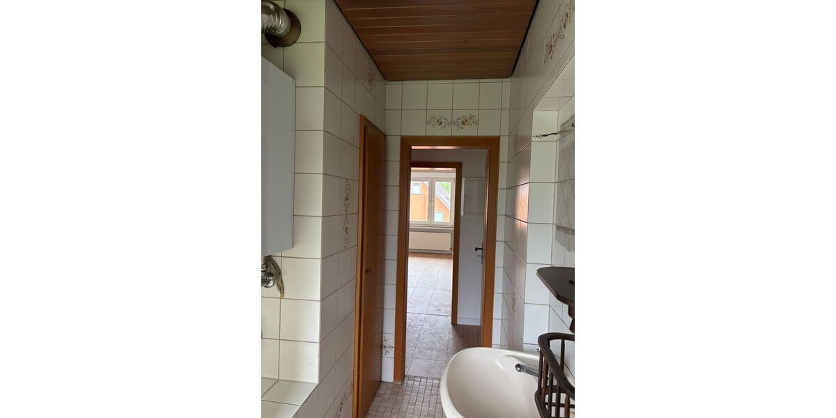 Renovierte 3,5 Zimmer-Wohnung mit Balkon + Tageslichtbad im Hochschulviertel - Appartement Hagen Oberhagen | Angebot:26814406
