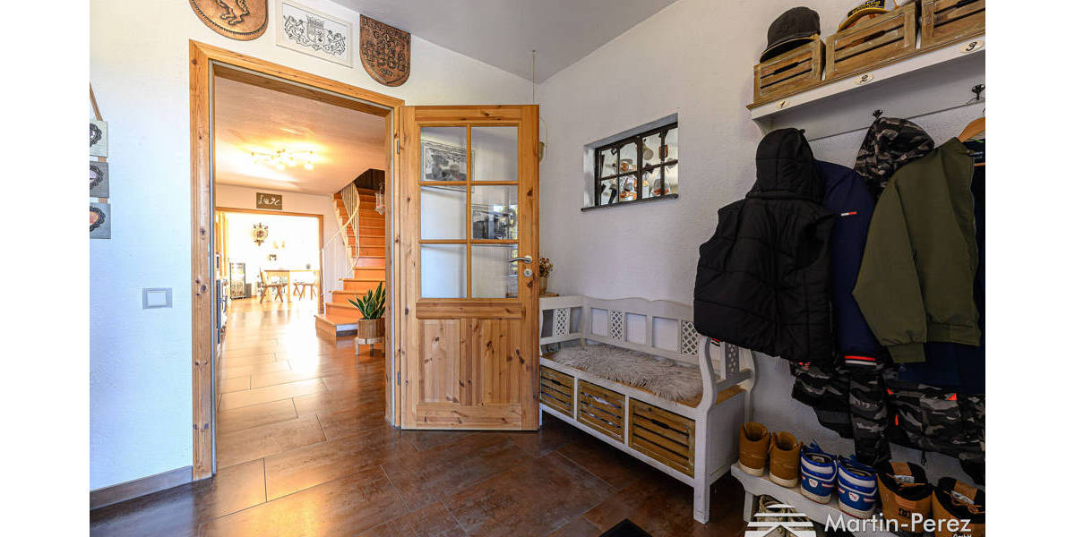 Etagenwohnung Breckerfeld - 3 Zimmer, 156 m&sup2;, 280.000&euro; | Angebot:26489453