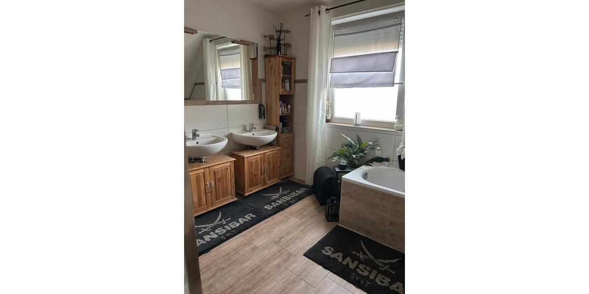 Einfamilienhaus Lüdenscheid Augustenthal - 5 Zimmer, 128 m&sup2;, 525.000&euro; | Angebot:25417634