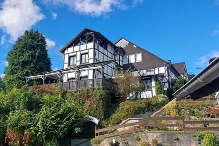 Haus Engelskirchen - 10 Zimmer, 315 m&sup2;, 399.000&euro; | Angebot:24855745