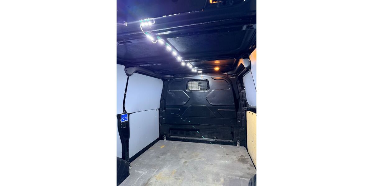 Ford Transit Custom 153.552 km 12.500 &euro; Halver 58553