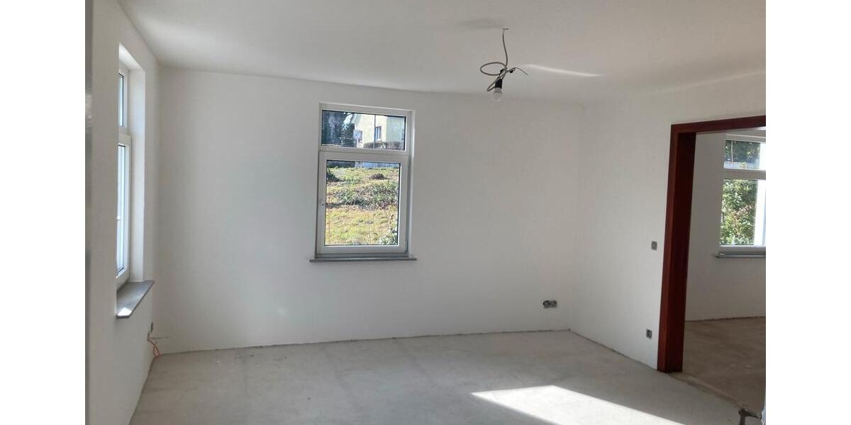 Einfamilienhaus Lindlar - 5 Zimmer, 1.400&euro; | Angebot:25647281