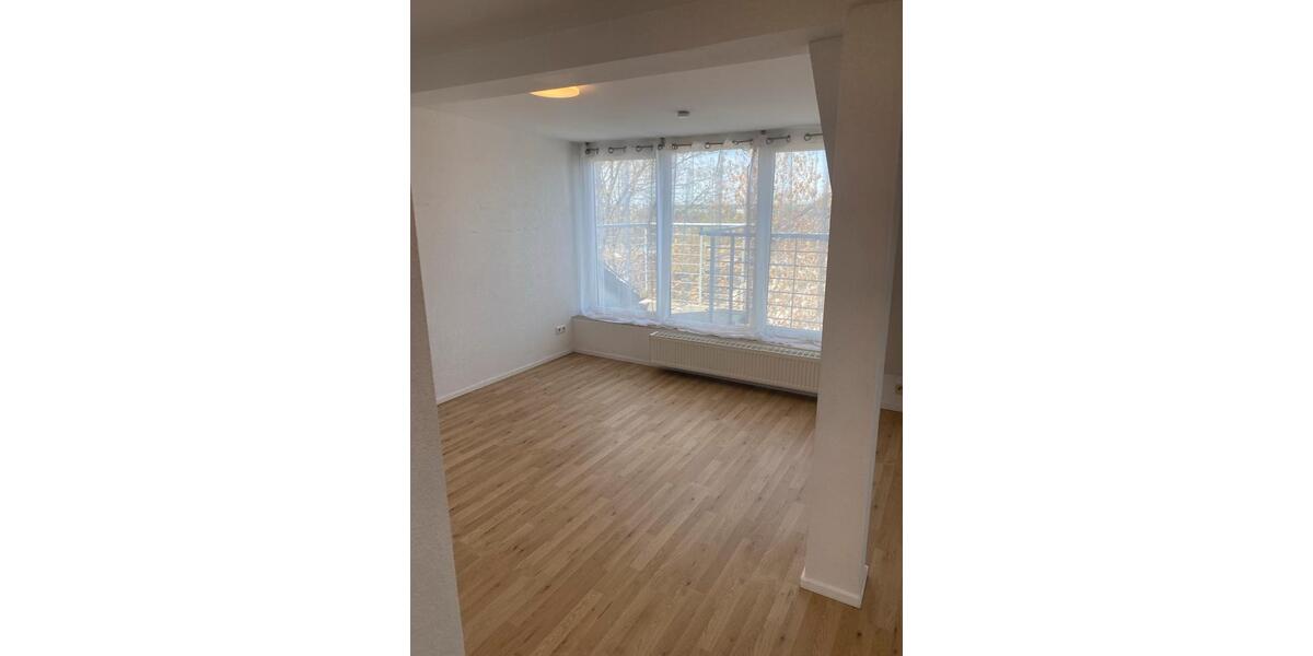 Dachgeschoßwohnung Lüdenscheid Staberg - 3 Zimmer, 75 m&sup2;, 480&euro; | Angebot:26633196
