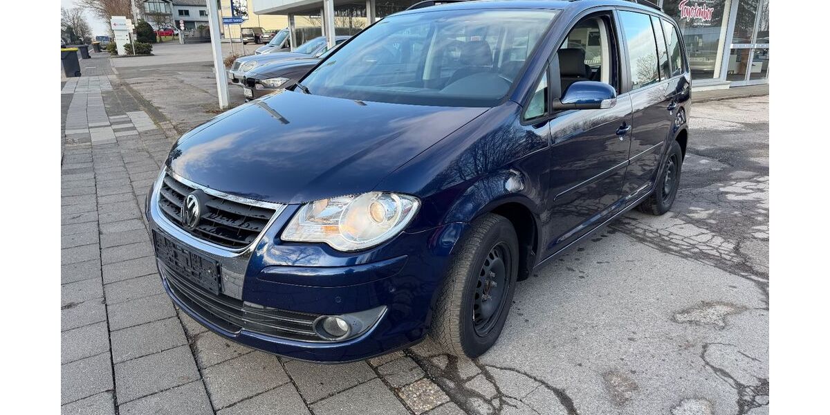 VW Touran 94.000 km 5.990 &euro; Halver 58553