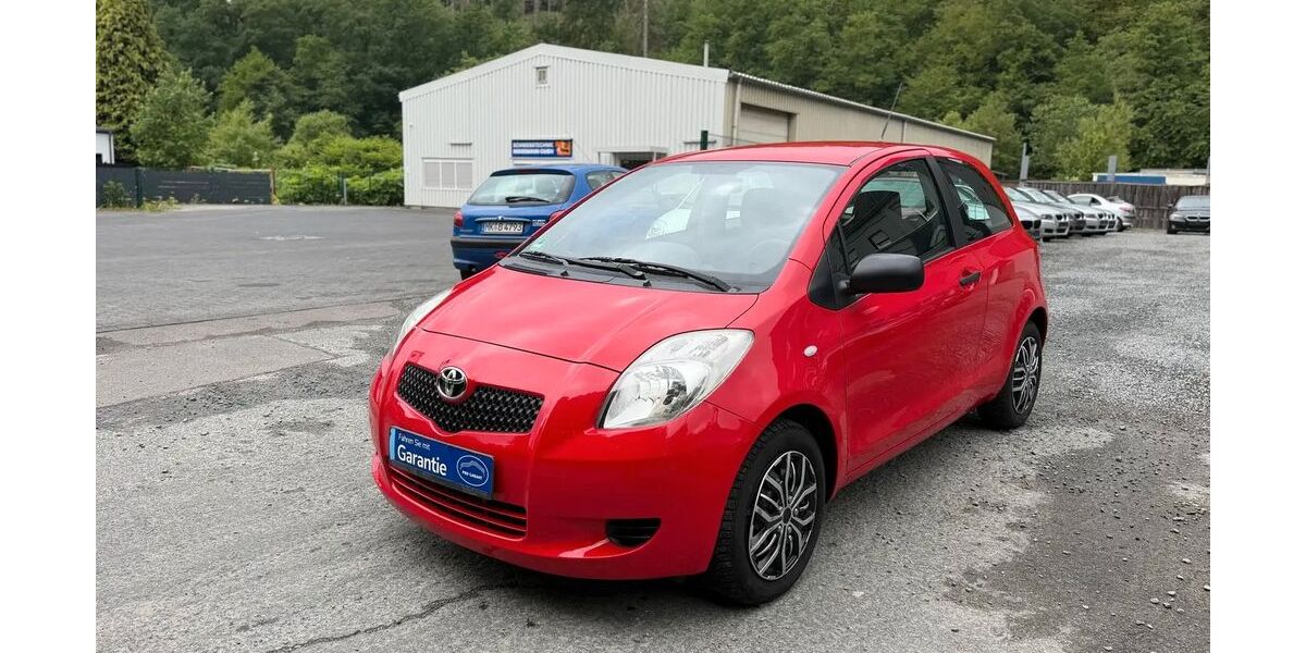 Toyota Yaris 44.503 km 4.199 &euro; Lüdenscheid 58515