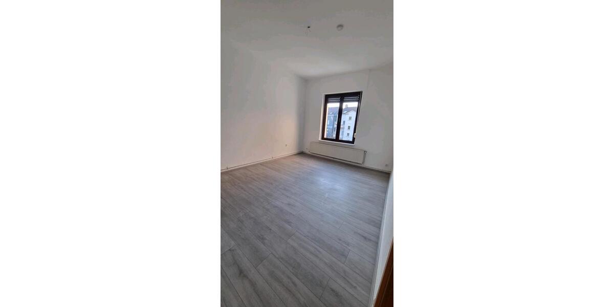 Etagenwohnung Iserlohn - 3 Zimmer, 75 m&sup2;, 590&euro; | Angebot:25957361
