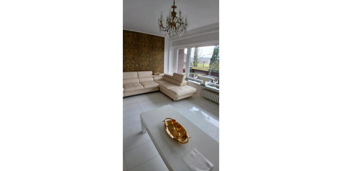 Doppelhaushälfte Lindlar - 9 Zimmer, 245 m&sup2;, 650.000&euro; | Angebot:24563291