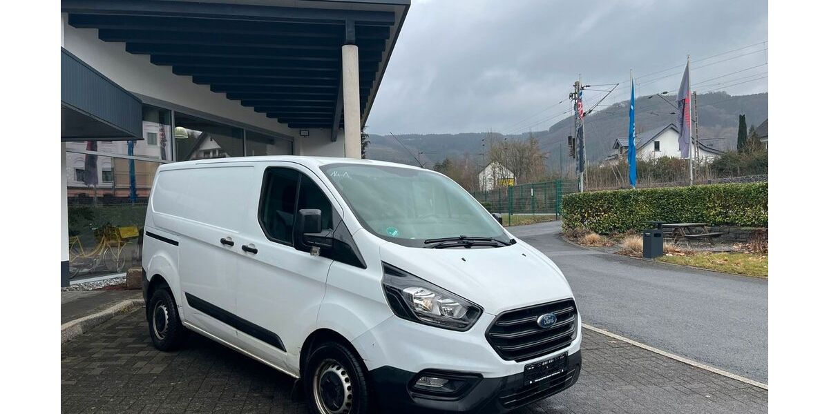 Ford Transit Custom 94.000 km 9.950 &euro; Finnentrop 57413