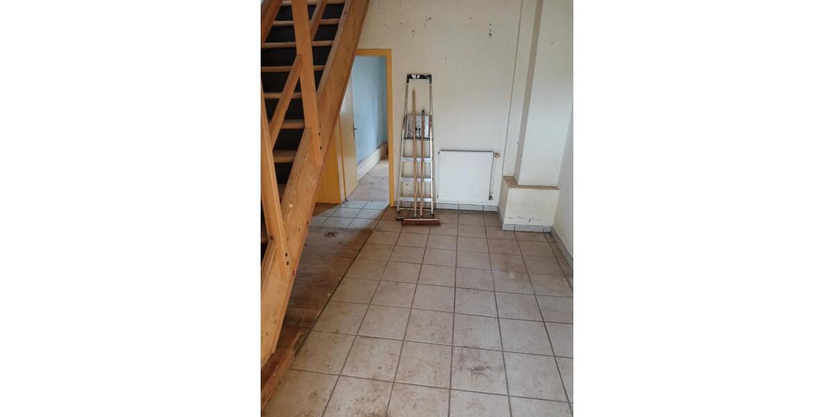 Einfamilienhaus Meinerzhagen - 6 Zimmer, 100 m&sup2;, 119.000&euro; | Angebot:26033622