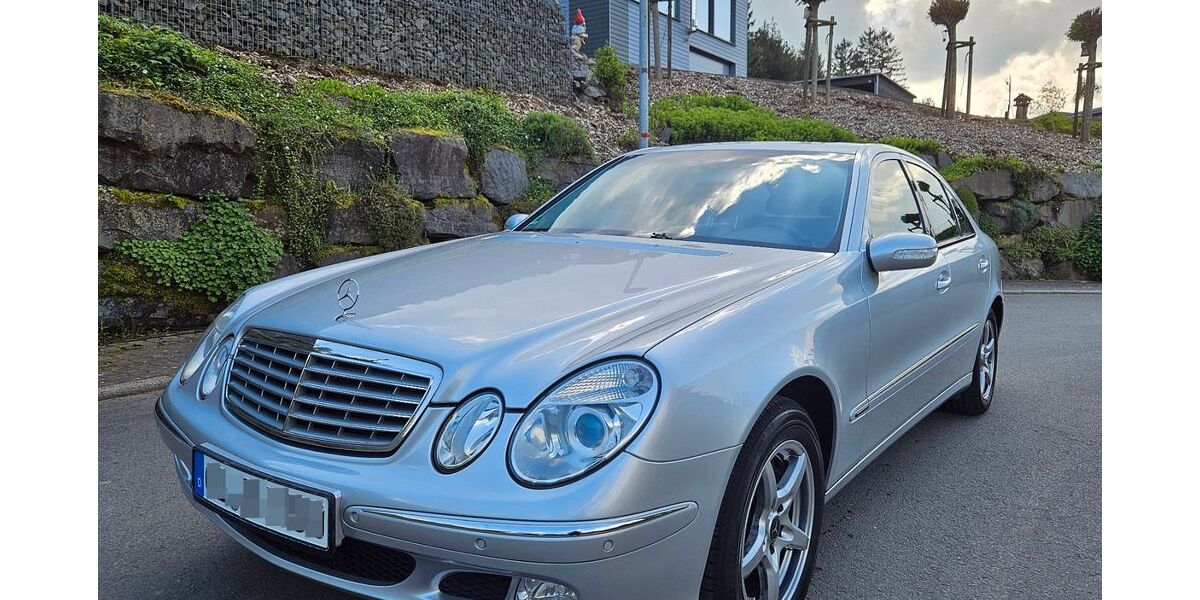 Mercedes-Benz E 240 158.680 km 5.980 &euro; Attendorn 57439