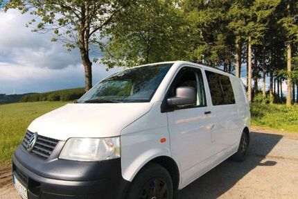 VW T5 Transporter 250.000 km 16.400 &euro; Finnentrop 57413