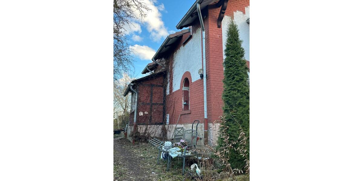 Einfamilienhaus Meinerzhagen - 6 Zimmer, 100 m&sup2;, 119.000&euro; | Angebot:26033622