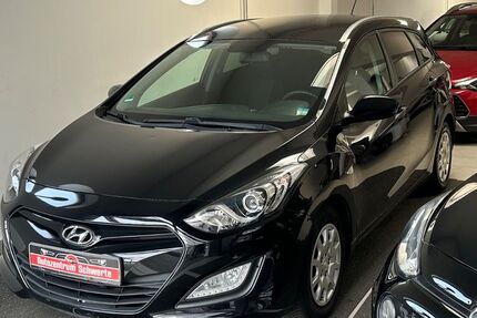 Hyundai i30 126.000 km 5.499 &euro; Schwerte 58239