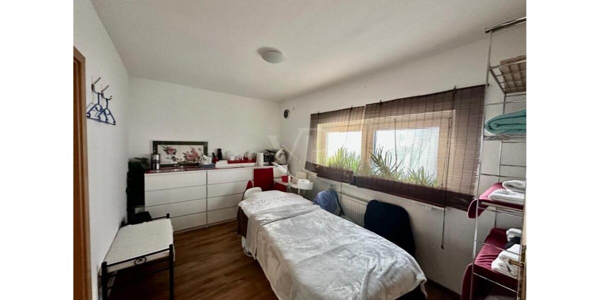 Mehrfamilienhaus, Wohnhaus Gummersbach Berstig Süd - 12 Zimmer, 240 m&sup2;, 310.000&euro; | Angebot:27607492