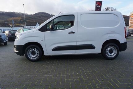 Toyota Proace City 43.500 km 16.990 &euro; Plettenberg 58840
