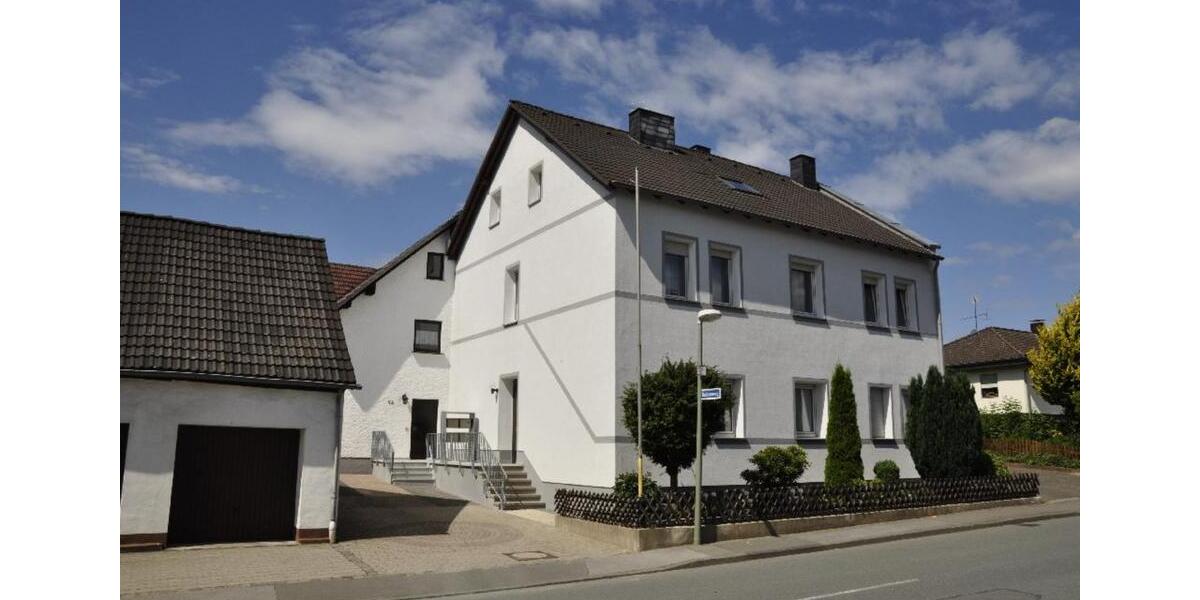 Dachgeschoßwohnung Neuenrade - 2 Zimmer, 38 m&sup2;, 260&euro; | Angebot:25869932