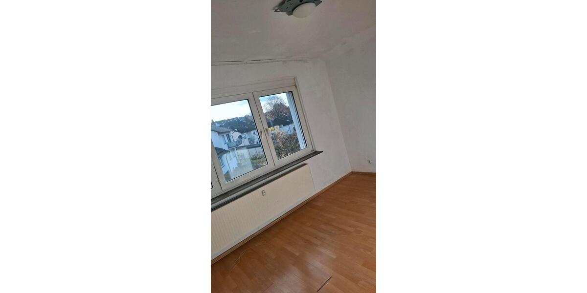 Etagenwohnung Olpe - 3 Zimmer, 85 m&sup2;, 850&euro; | Angebot:24541962