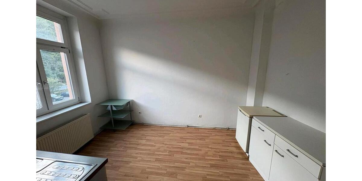 Mehrfamilienhaus, Wohnhaus Altena - 9 Zimmer, 180 m&sup2;, 1.440&euro; | Angebot:27614920