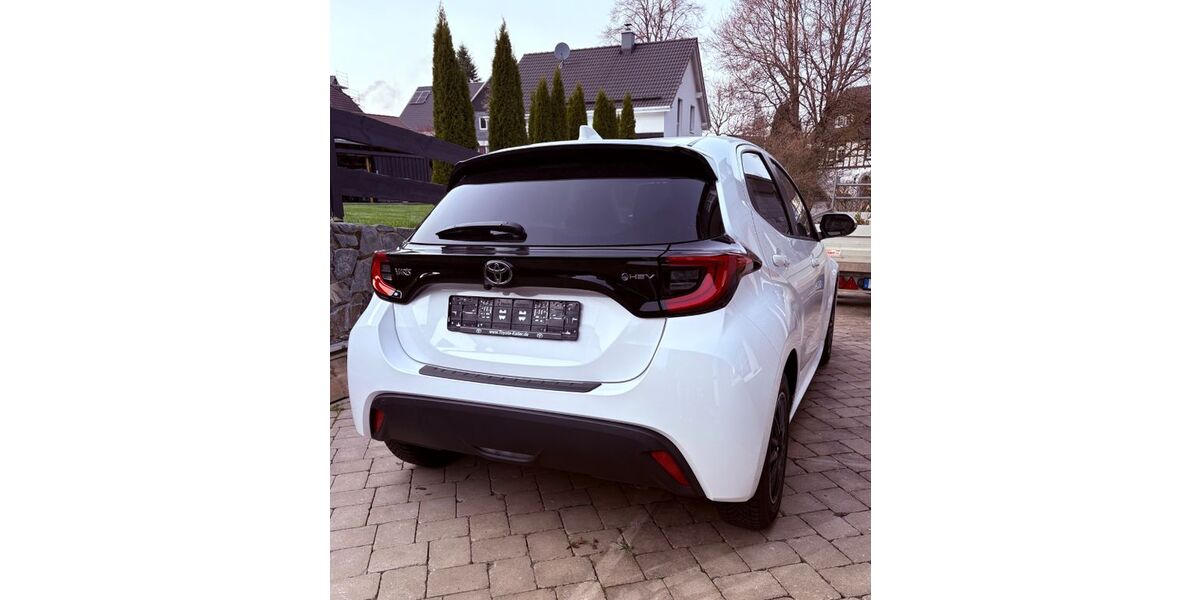 Toyota Yaris 4.300 km 19.990 &euro; Drolshagen 57489
