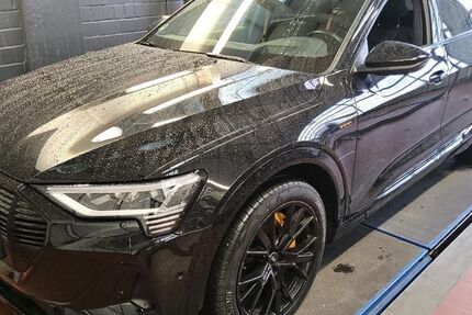Audi e-tron 51.561 km 33.535 &euro; Hagen 58091