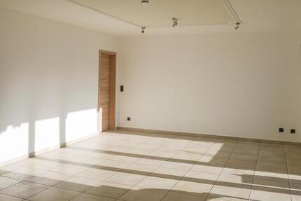 Wohnung Engelskirchen - 2 Zimmer, 77 m&sup2;, 750&euro; | Angebot:25871610