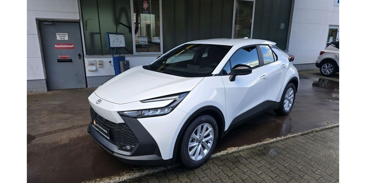 Toyota C-HR 1.050 km 29.380 &euro; Werdohl 58791