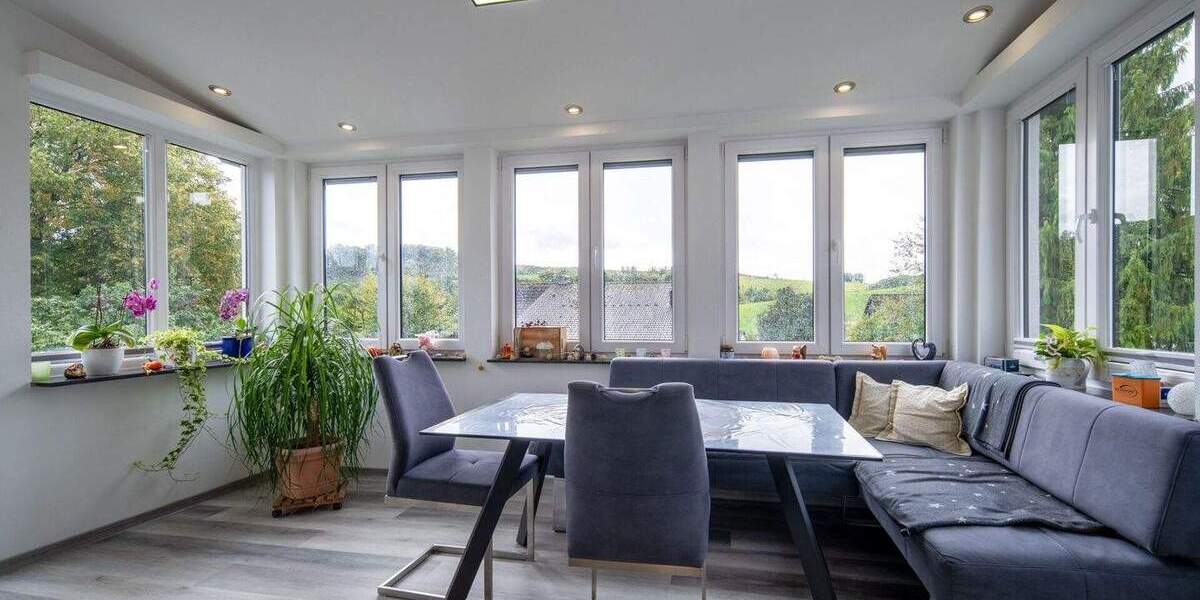 Mehrfamilienhaus, Wohnhaus Finnentrop Hülschotten - 8 Zimmer, 176 m&sup2;, 389.000&euro; | Angebot:25800581