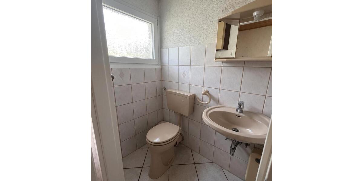 Reihenhaus Ennepetal - 4 Zimmer, 121 m&sup2;, 270.000&euro; | Angebot:27301314