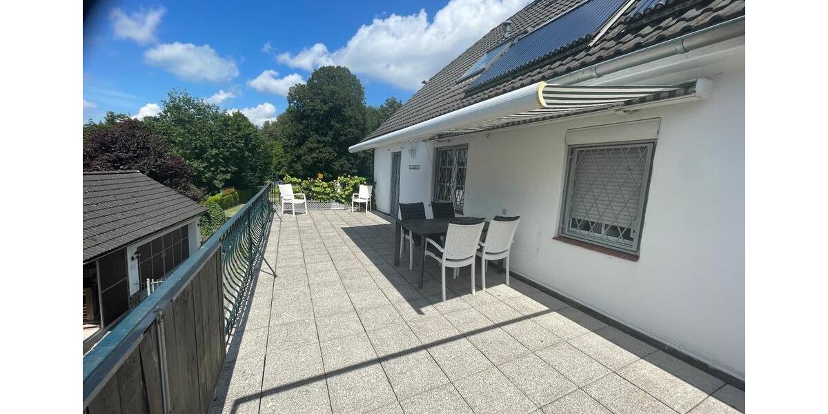 Etagenwohnung Reichshof - 7 Zimmer, 156 m&sup2;, 285.000&euro; | Angebot:26994427