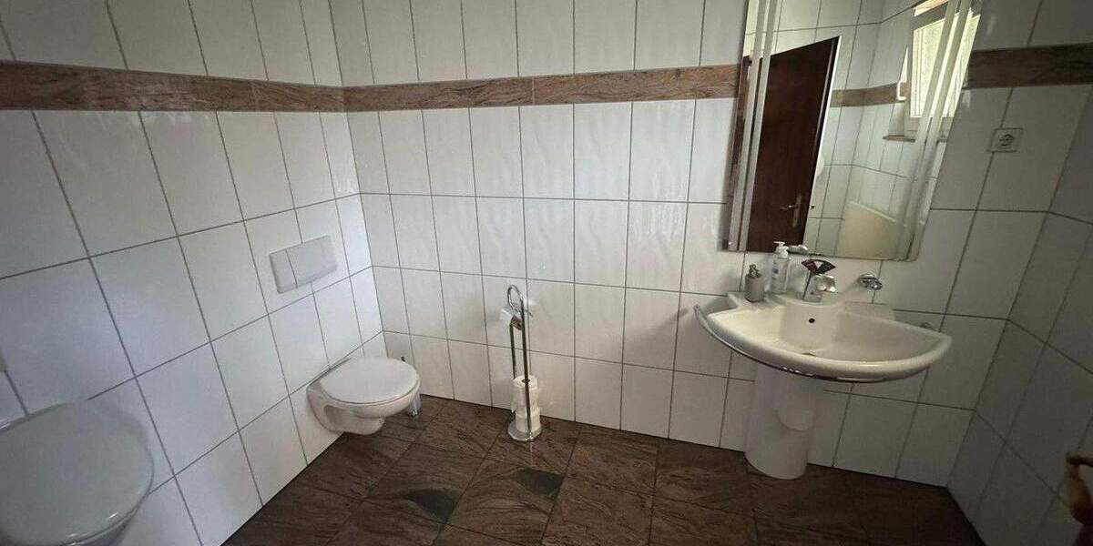 Gewerbeobjekt Balve - 695.000&euro; | Angebot:25805863