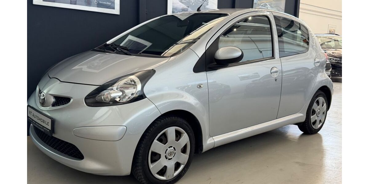 Toyota Aygo (X) 120.000 km 4.990 &euro; Schwerte 58239