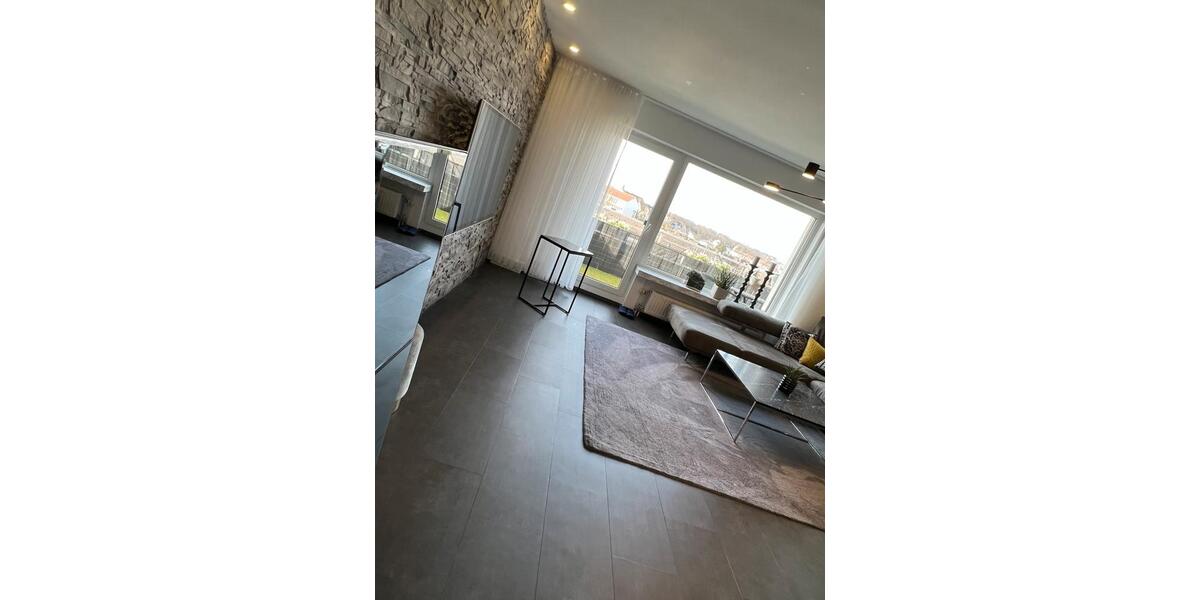 Hochparterre Lüdenscheid - 3 Zimmer, 80 m&sup2;, 165.000&euro; | Angebot:25961804