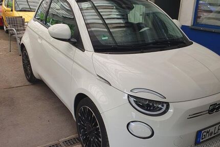 Fiat 500e 11.000 km 20.890 &euro; Engelskirchen 51766