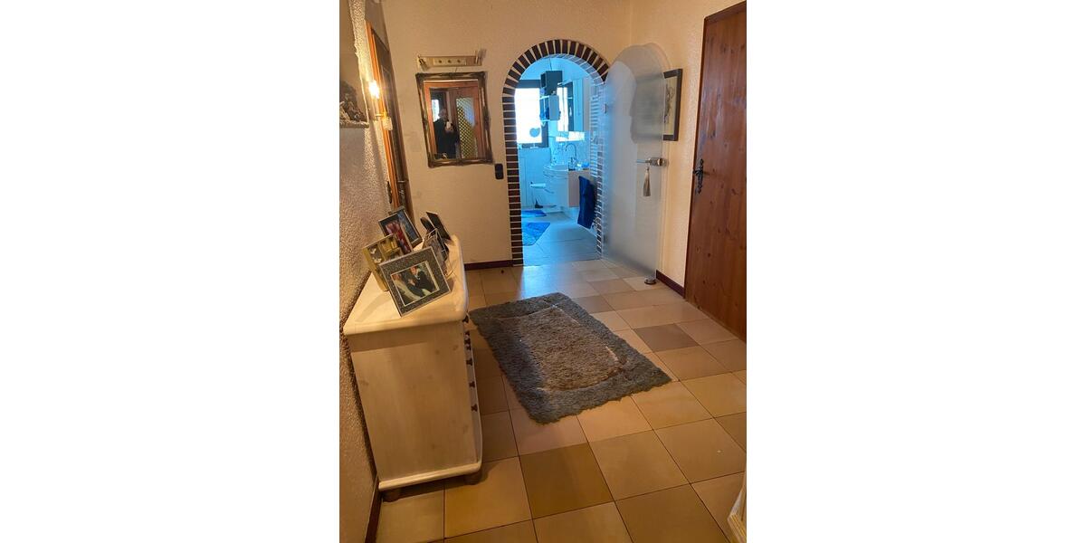 Etagenwohnung Werdohl - 5 Zimmer, 100 m&sup2;, 1.100&euro; | Angebot:25967572