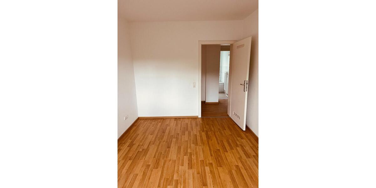 Etagenwohnung Lüdenscheid Othlinghausen - 3 Zimmer, 69 m&sup2;, 456&euro; | Angebot:26449072