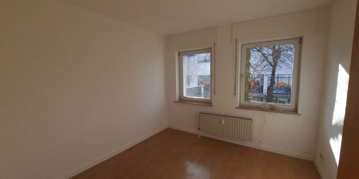 Etagenwohnung Hagen Boele - 3 Zimmer, 73 m&sup2;, 590&euro; | Angebot:25678882