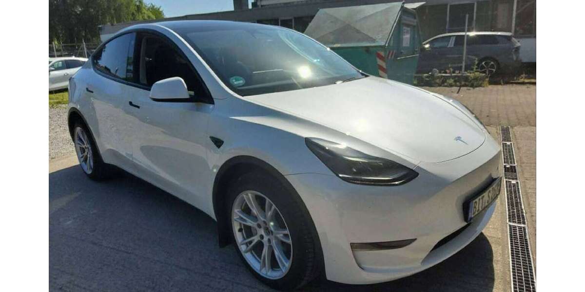 Tesla Model Y 66.000 km 35.400 &euro; Hemer 58675