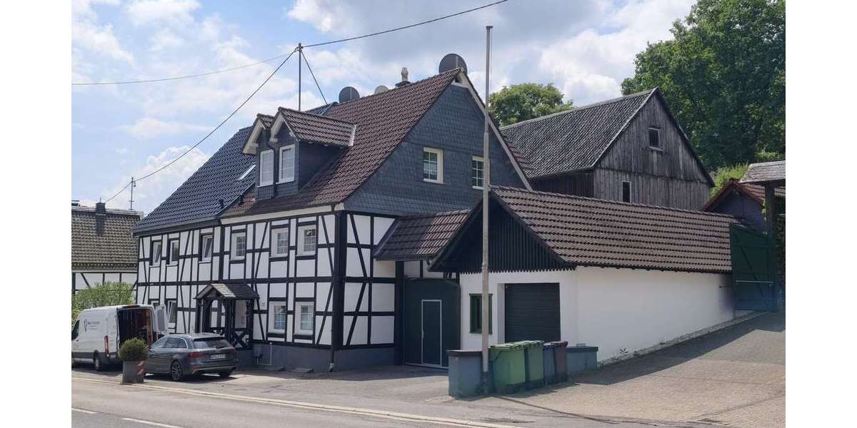 Einfamilienhaus Gummersbach Hepel - 8 Zimmer, 173 m&sup2;, 365.000&euro; | Angebot:26786705