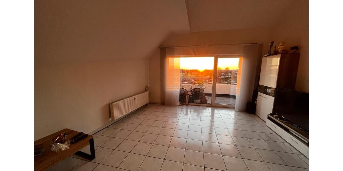 Dachgeschoßwohnung Ennepetal - 3 Zimmer, 78 m&sup2;, 780&euro; | Angebot:25852040