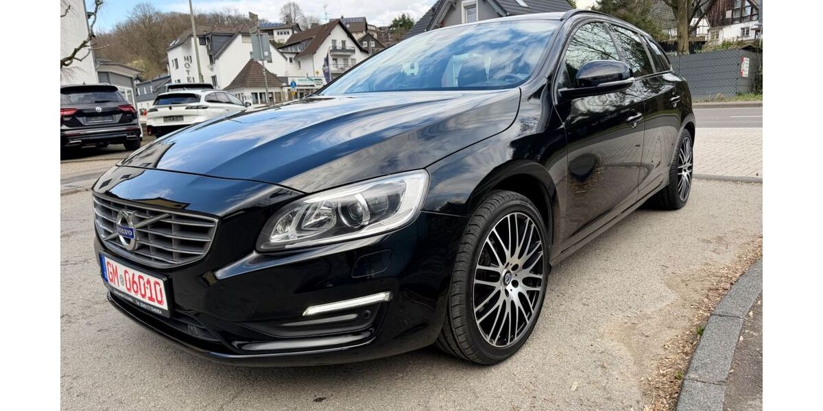 Volvo V60 83.000 km 18.699 &euro; Engelskirchen 51766