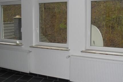 Haus Finnentrop - 15 Zimmer, 340 m&sup2;, 399.000&euro; | Angebot:25966312