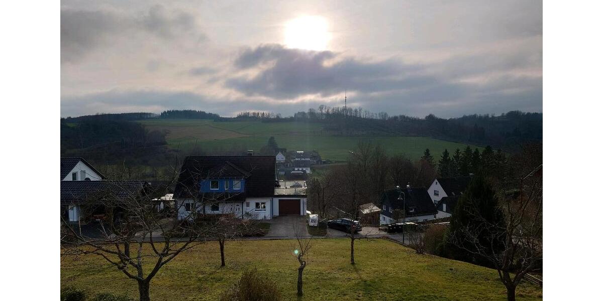 Mehrfamilienhaus, Wohnhaus Reichshof - 6 Zimmer, 200 m&sup2;, 330.000&euro; | Angebot:25161756