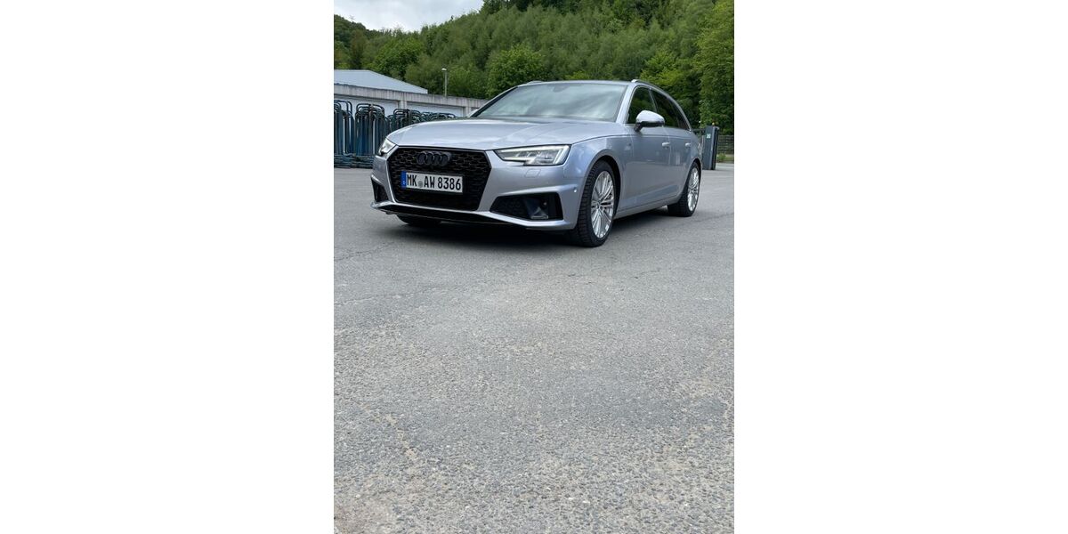 Audi A4 65.120 km 27.499 &euro; Altena 58762
