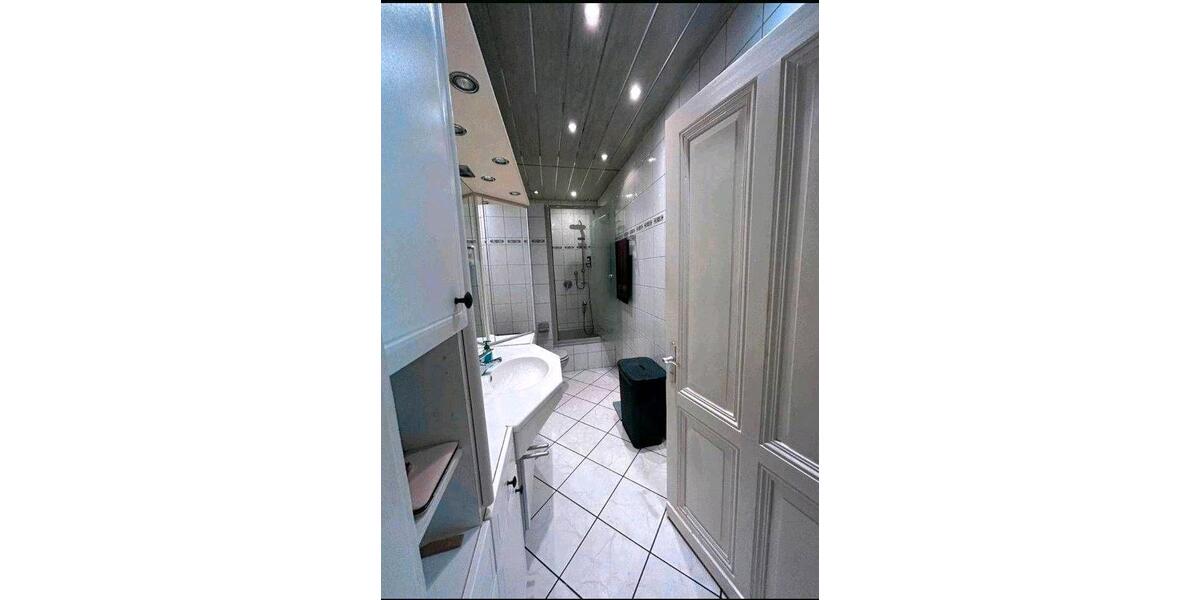 Etagenwohnung Gummersbach Berstig Süd - 4 Zimmer, 100 m&sup2;, 950&euro; | Angebot:25921613