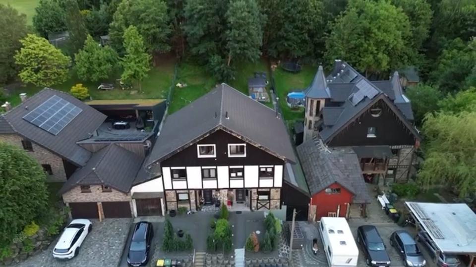 Doppelhaushälfte Reichshof - 4 Zimmer, 137 m&sup2;, 329.000&euro; | Angebot:25413939