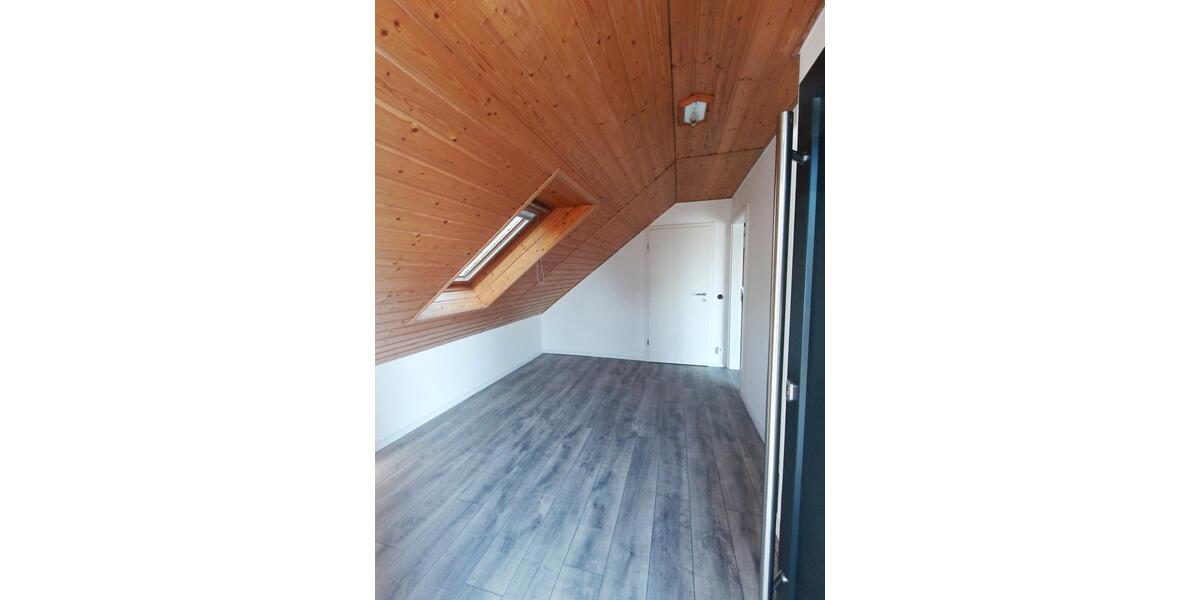 Erdgeschoßwohnung Herdecke - 5.5 Zimmer, 210 m&sup2;, 1.850&euro; | Angebot:26420601