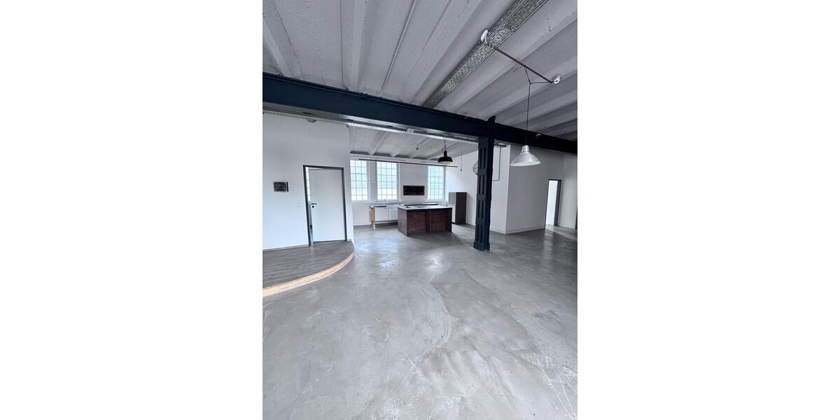 Loft - Studio - Atelier Menden (Sauerland) - 3 Zimmer, 241 m&sup2;, 1.800&euro; | Angebot:24930538