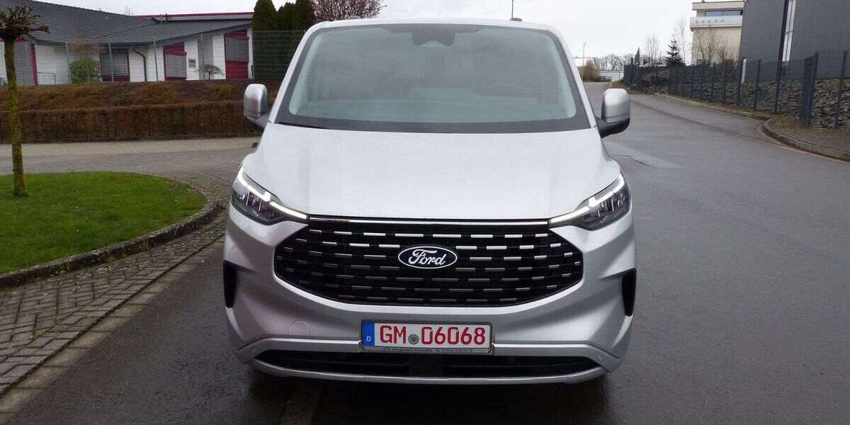 Ford Tourneo Custom 18.200 km 44.490 &euro; Bergneustadt 51702